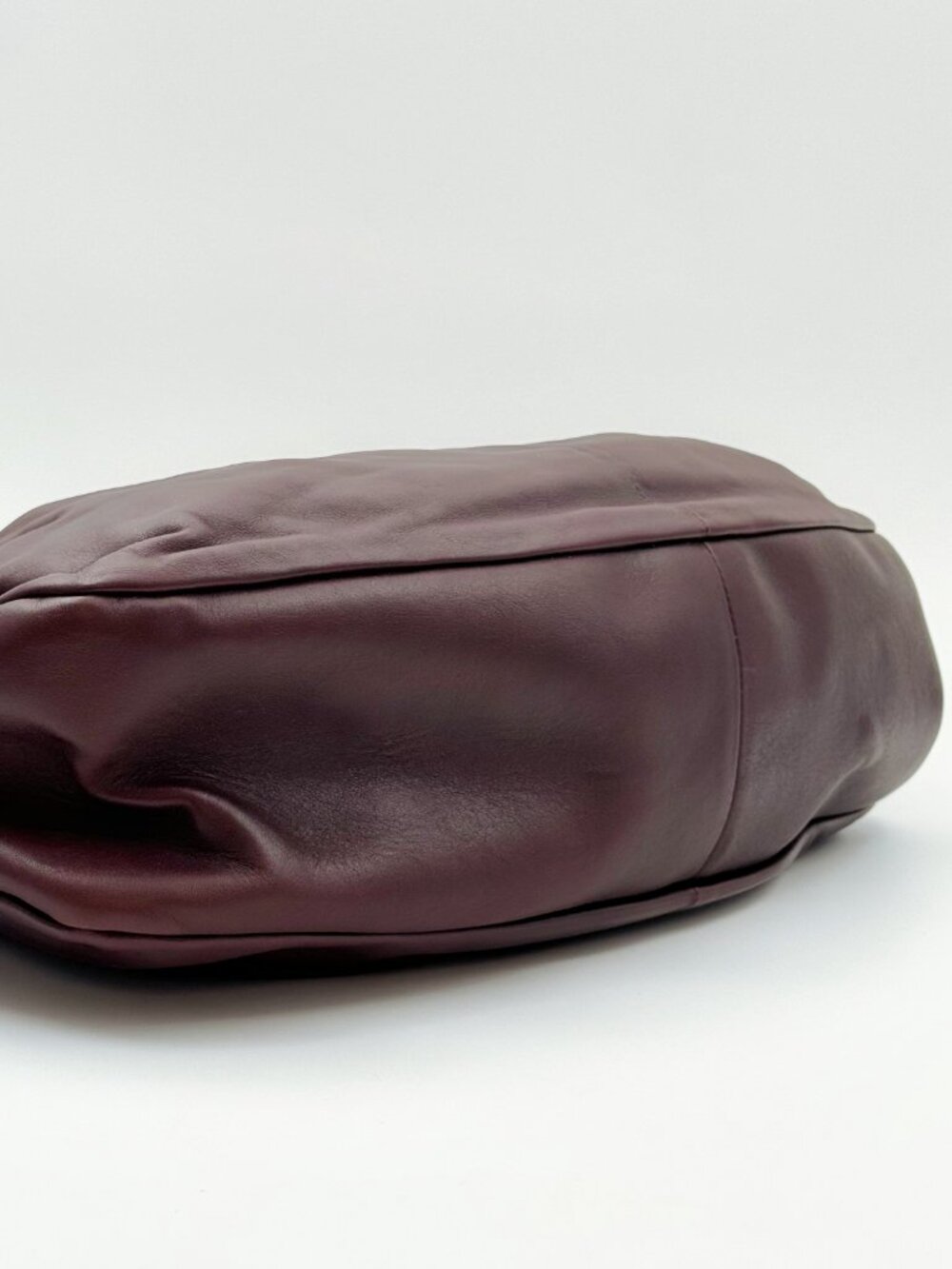 Salvatore Ferragamo Burgundy Leather Large Hobo Shoulder Tote Bag - Picture 6 of 12